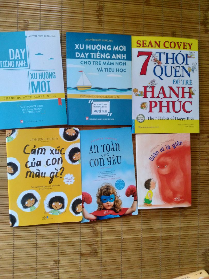 Hình ảnh đẹp, bắt mắt, phù hợp lứa tuổi. Nội dung chứa nhiều giá trị sống, nhiều bài học sâu sắc cho cả bố mẹ và các con. Giao hàng nhanh