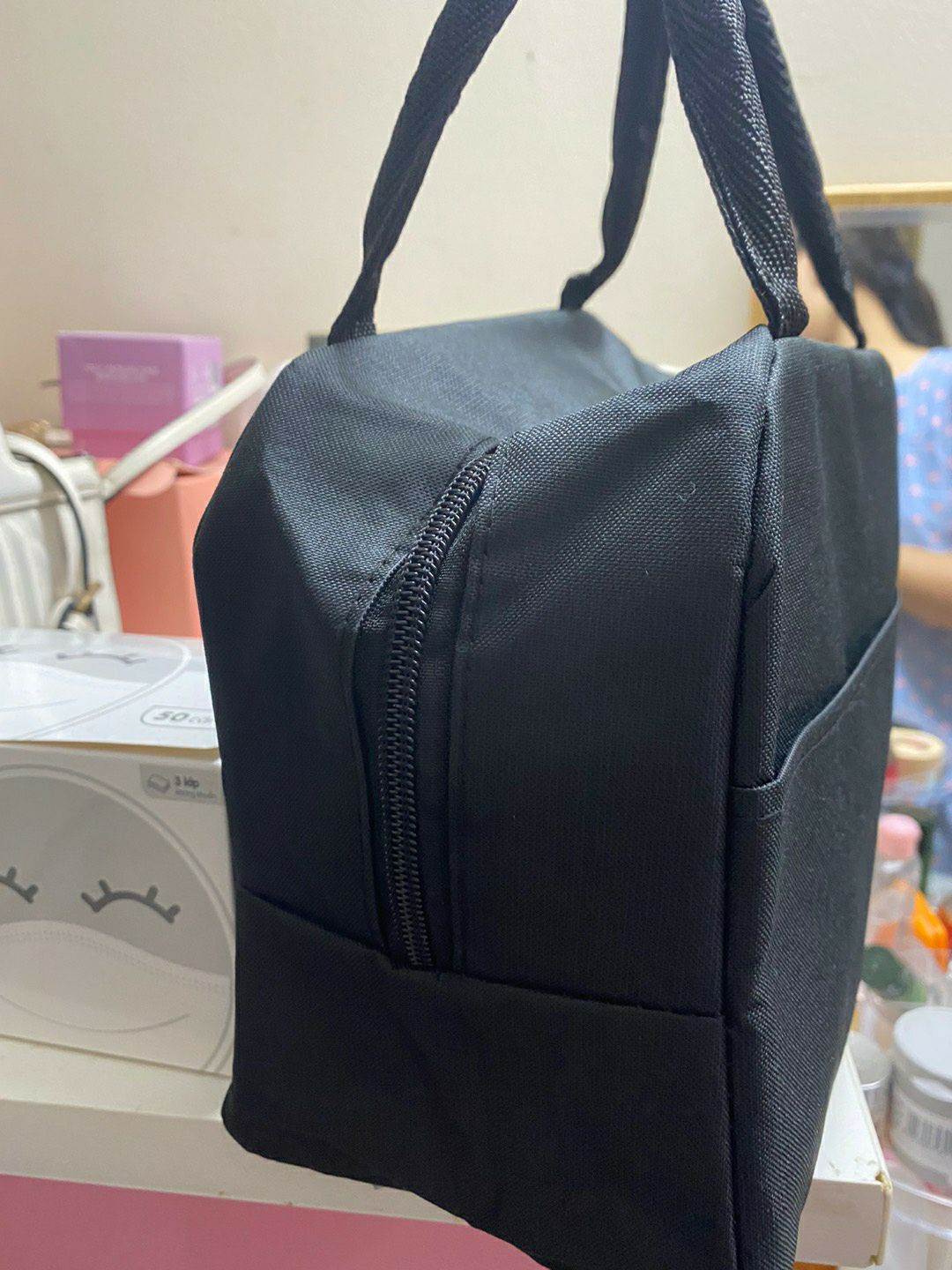 Túi giữ nhiệt tốt, giữ ấm đc lâu. mẫu này cũng đẹp nữa. xách đi làm cũng tiện.Sp oke nhá