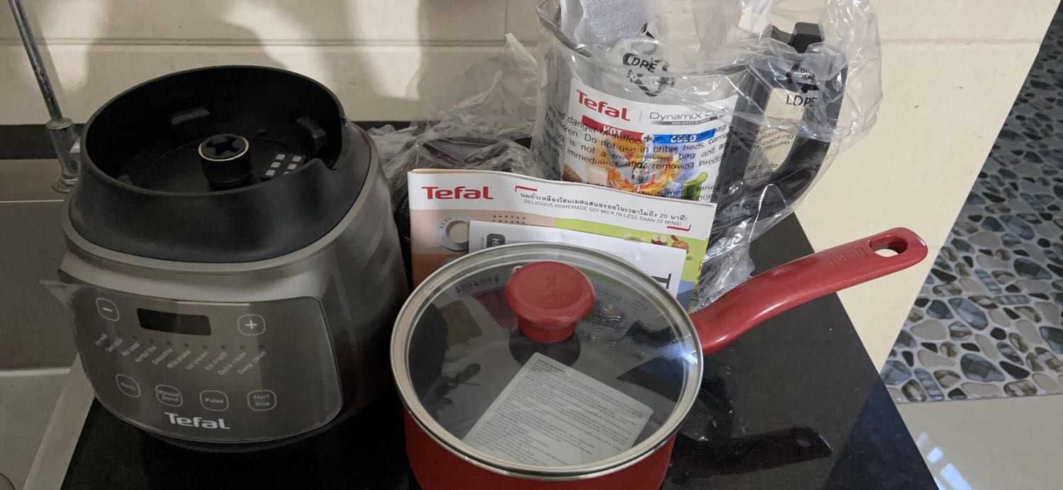 Sản phẩm của Tefal luôn làm tôi hài lòng 
Tiki giao hàng siêu nhanh, hàng hoá bọc cẩn thận,luôn là số 1 ạ 
Dễ dàng sử dụng , thành phầm khỏi bàn luôn
Đặc biệt máy có chức năng tự vệ sinh nên k cần lo tháp lắp cọ rửa , ưng nhất chức năng này nên chăm dùng hơn hẳn so với loại cũ trước nhà tôi dùng