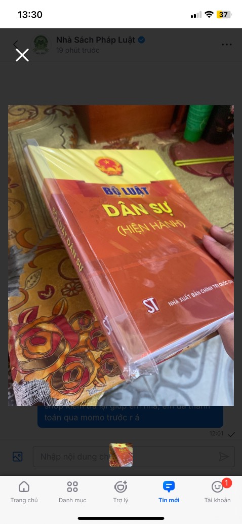 Giá rẻ hơn những chỗ khác rất nhiều mà sách vẫn mới đẹp. Lúc đầu đặt 2 cuốn shop giao 1 cuốn nhưng mà shop hỗ trợ giao lại trong tuần rồi. Shop coi kĩ đơn hơn để đỡ mất thời gian, công sức nhe chứ chất lượng thì tốt lắm ạ