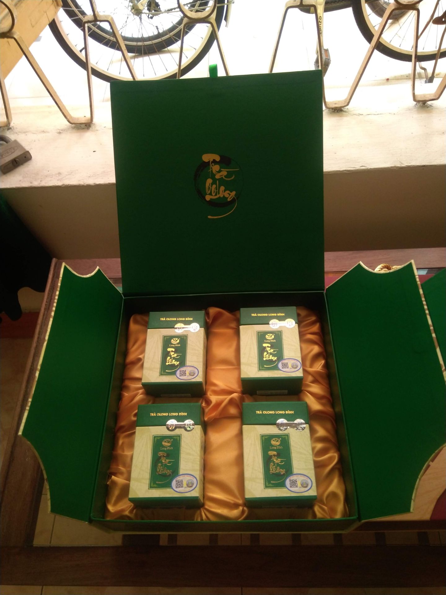 Rất hài lòng với trà Lòng Đỉnh 5 Hoa Mai.