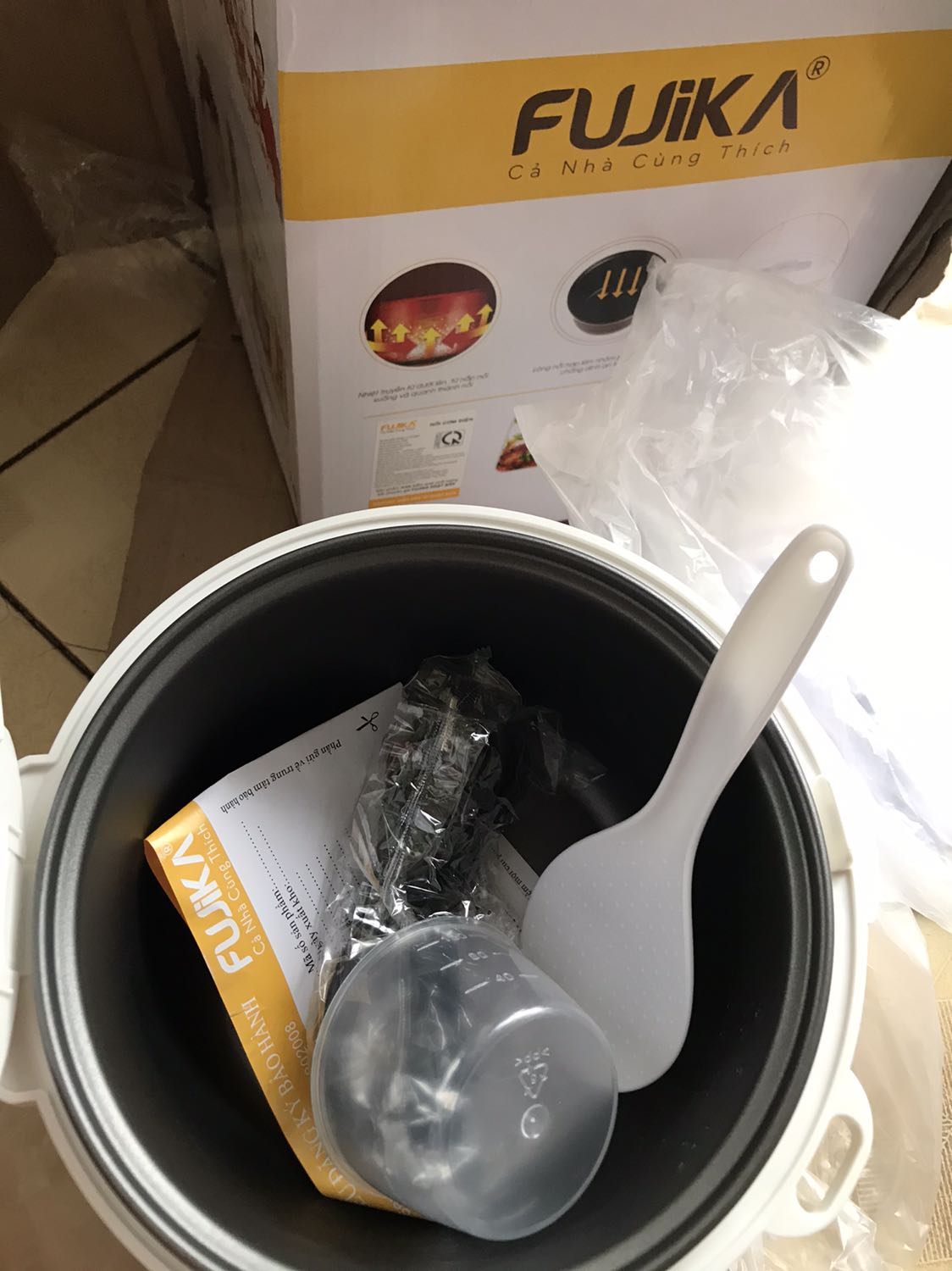 Đóng gói kĩ, nồi dễ thương, chưa nấu thử nên không biết chất lượng ra sao, hi vọng ổn