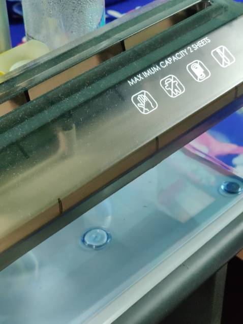 Máy cắt khá mượt, dễ lắp ráp sử dụng và vận chuyển.