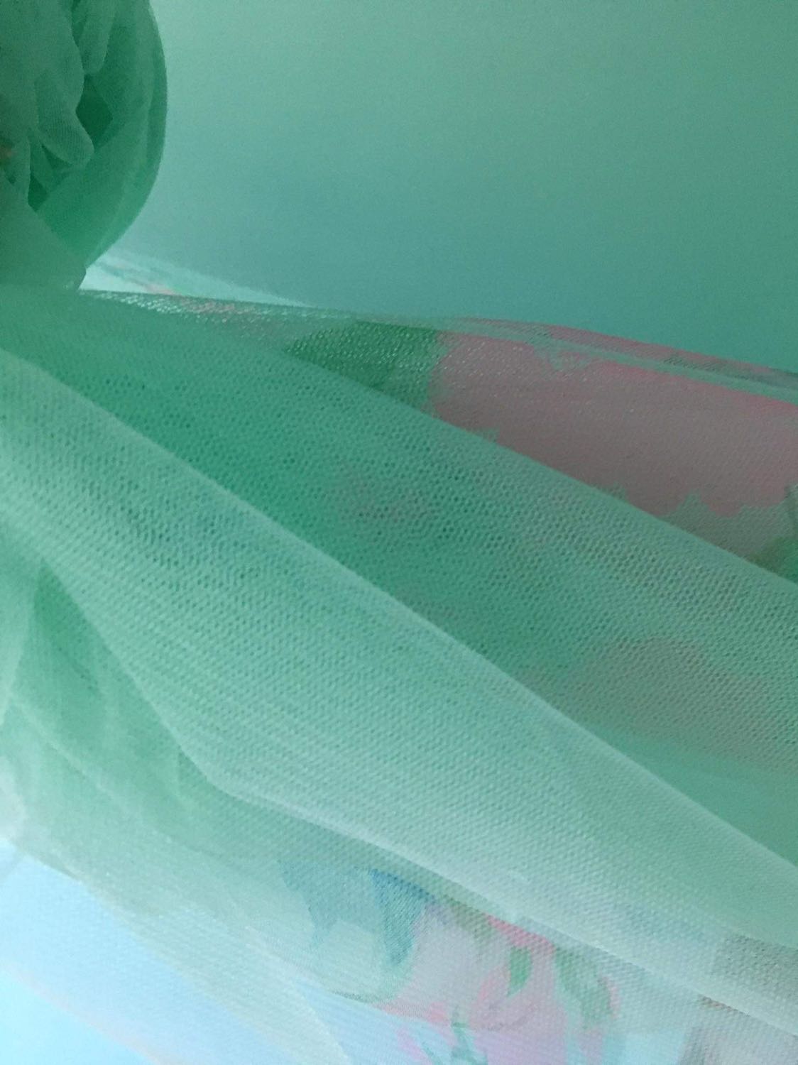 Mùng rất đẹp . Giá cả vậy là hợp lý. Màu xanh nhìn mắt mẻ hẳn. Đóng gói cẩn thận. 
Nếu có nhu cầu sẽ tiếp tục ủng hộ shop.