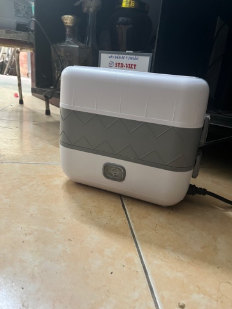 Hộp cắm rất nóng, cho hơi nhiều nước nên bị hấp hơi nhiều. 4 hộp inox to hơn mình nghĩ. Hi vọng sẽ bền