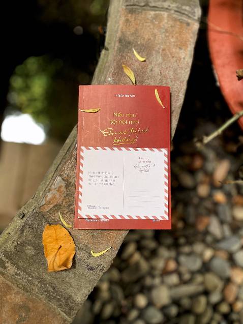 Giao hàng siêu nhanh, nhưng sách hơi cũ, chắc hàng trưng bày đem giao