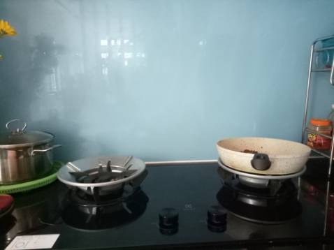 Sản phẩm chất lượng tốt, kiểu dáng xinh xắn, phù hợp với các loại bếp âm, nhìn có vẻ hiện đại, shop đóng gói cẩn thận, giao hàng nhanh        với phí ship thấp và sp tặng kèm rất ưng ý...