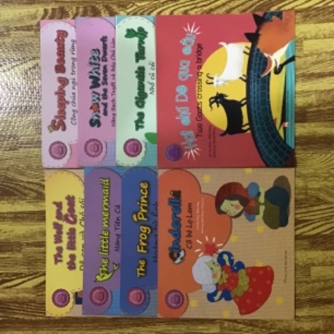 Sách bọc cẩn thận,giá tốt do mua đúng dịp mua 8sp giảm 58%. Giao hàng nhanh. Có vài chỗ móp nhẹ nhưng về cơ bản vẫn quá ổn,quá đẹp. Xin cảm ơn !