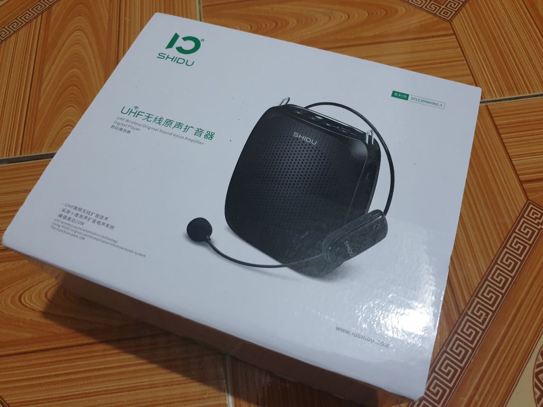 Nhỏ gọn, chất lượng tốt, âm thanh rõ không bị rè hay hú. Giá cả hợp lý và giao hàng nhanh.
Vì chất lượng tốt nên đã mua 3 cái. Nói chung hài lòng.