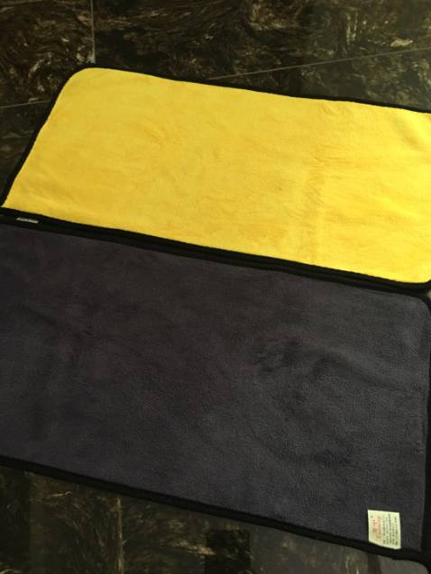 Khăn lau tốt thực sự giá rẻ đẹp  mà khăn còn đẹp hơn cả khăn rửa mặt của mình. chim ưng vô cùng.mịn, lau bám bụi nên lau 1 lượt là bám hết chất bẩn à!!