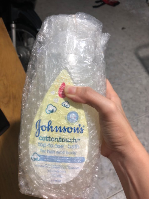 Nhận đủ quà khuyến mãi nha.