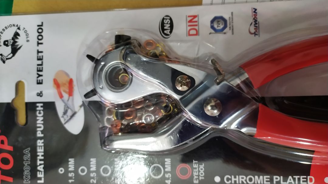 Mới nhận chưa biết chất lượng sao nhưng giao hàng đúng là ok. Mới nhận chưa biết chất lượng sao nhưng giao hàng đúng là ok.
