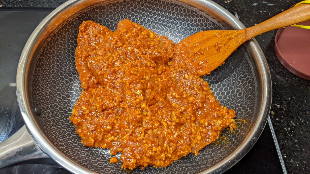 Nồi và chảo fivestar chất lượng tốt, dày dặn, nhận từ tốt, không bị cháy , nên mua nhé các ban