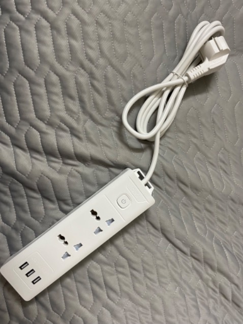 Sản phẩm nhìn ok, bao bì mẫu mã đẹp
Phích cắm tốt, dễ cắm, dây điện nhìn rất chắc chắn.