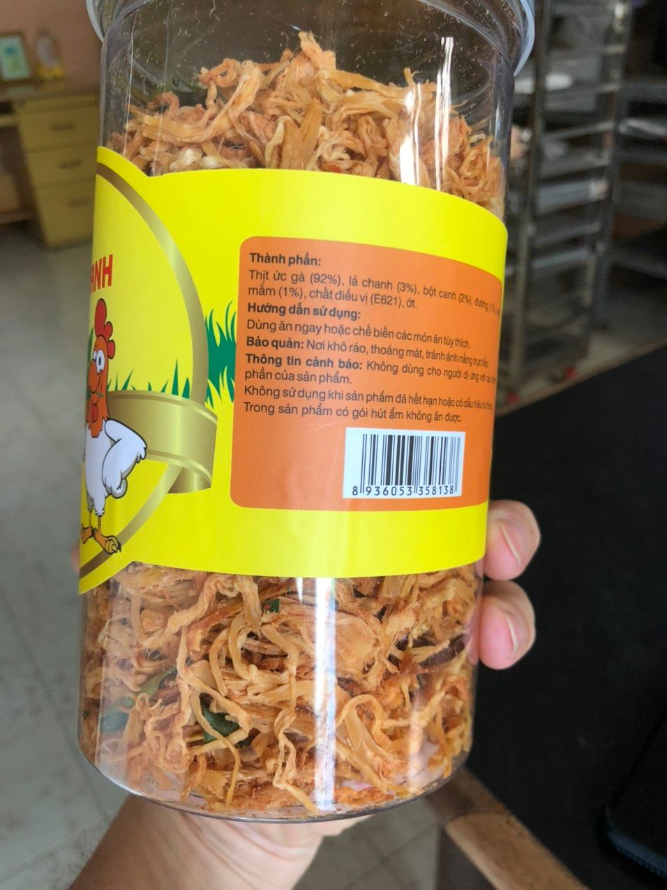 trước mua km trong siêu thị, giờ dịch không đi siêu thị được nên lên tiki mua, ăn vị rất ngon, hơn nhiều loại khác, thớ gà không bở.