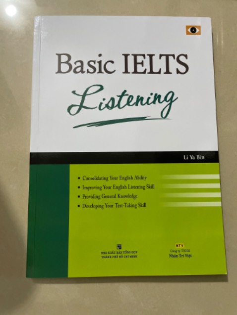 Dành cho những bạn học IELTS. Sách có file nghe.