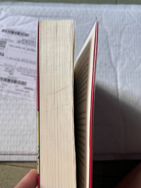 Giao sách cũ, khi liên hệ bộ phận cskh tầm 30 phút sau nhận hàng lại. Dịch vụ vẫn ok như ngày đầu