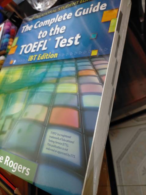 Sách xịn kèm đĩa, bọc bao mới cáu. Đóng gói cẩn thận. Đây là 1 trong các bộ ôn Toefl iBt chất lượng, rất cần thiết để luyện thi.