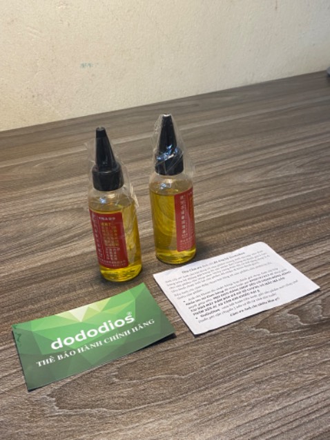 Sản phẩm đóng gói cẩn thận, bao bì nhãn mác bảo hành đầy đủ. Mọi người để ý nắp vặn có núm nhỏ giọt nhưng hơi khó nhìn. Mình chưa dùng nhưng bảo hành và dịch vụ tốt