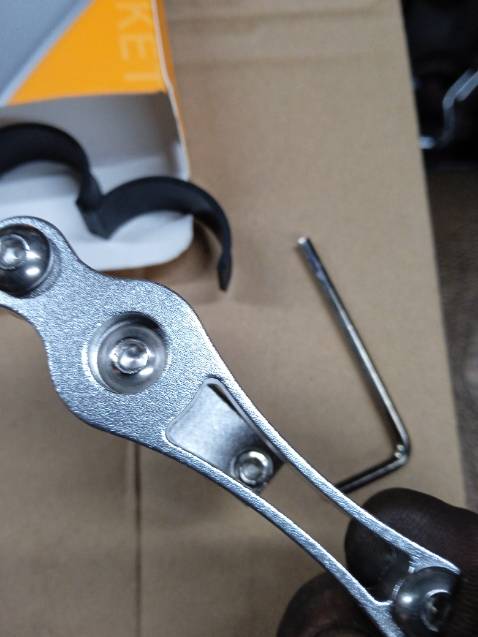 Chất liệu tốt, đẹp,dễ lắp ráp, hàng chất lượng cao,sắc sảo, giao hàng nhanh chóng cảm ơn Tiki