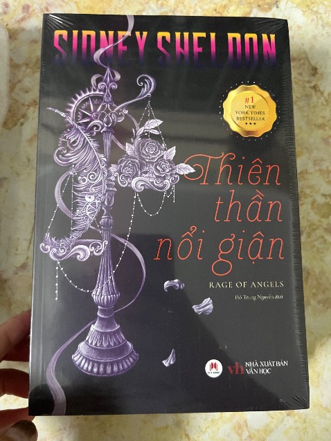 Shop đóng gói cẩn thận và giao nhanh. Sách chính hãng, giá tốt. Sẽ tiếp tục ủng hộ shop ah.