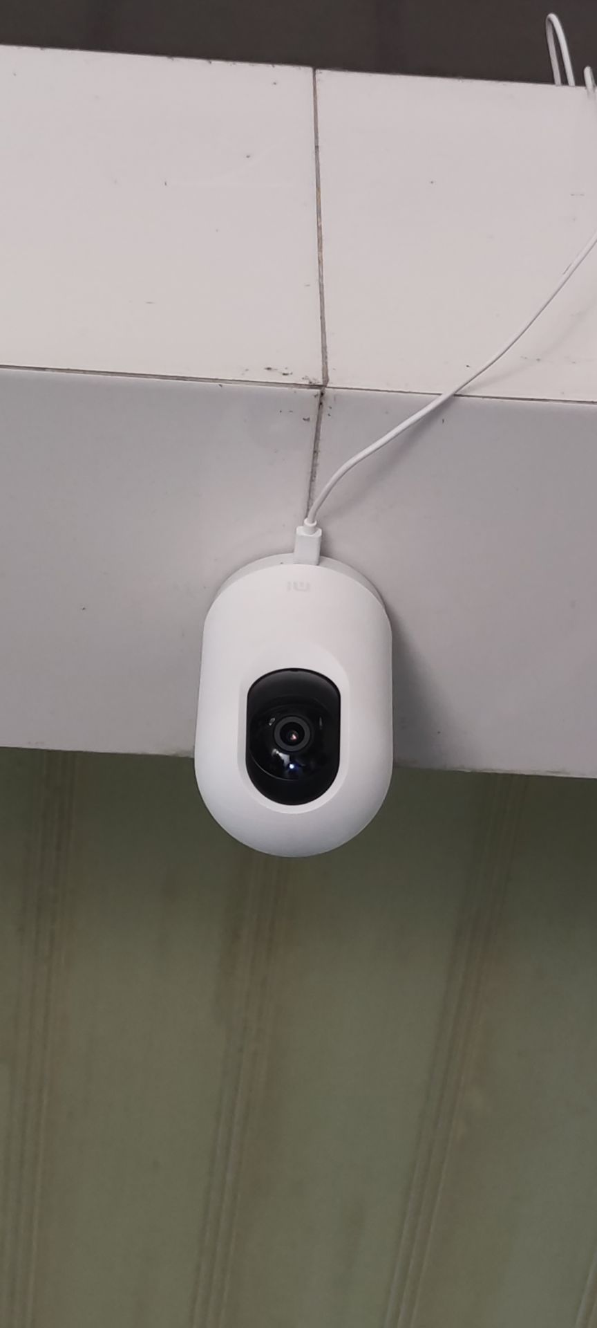 Giao hàng nhanh hơn dự kiến. Sản phẩm chính hãng, dễ lắp đặt và cài đặt. Âm đàm thoại lớn rõ, hình ảnh nét ổn.