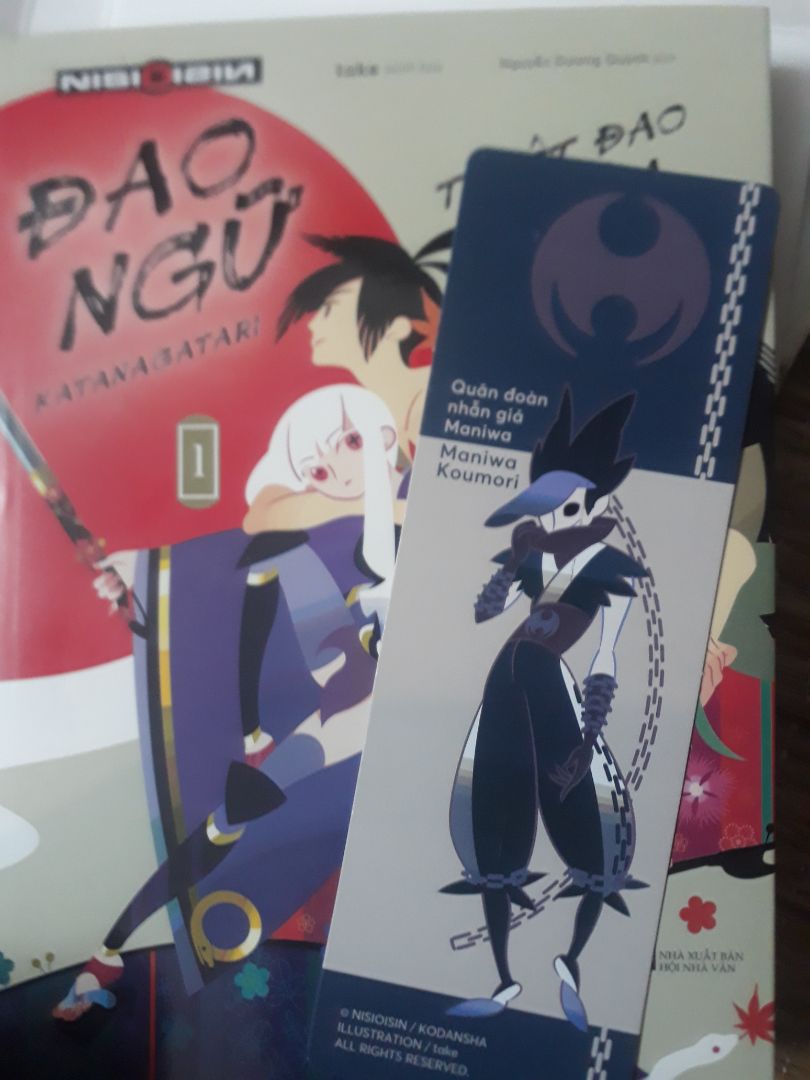 Sách đẹp, giao nhanh, shipper thân thiện. Của Nisio Isin thì hay khỏi bàn rồi :33