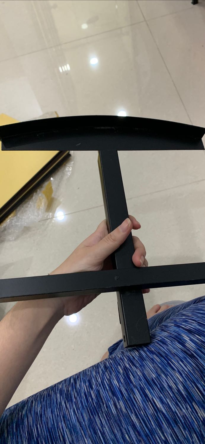 Minh mua mat thang ma shop giao minh mat cong.nho tiki doi lai cho minh