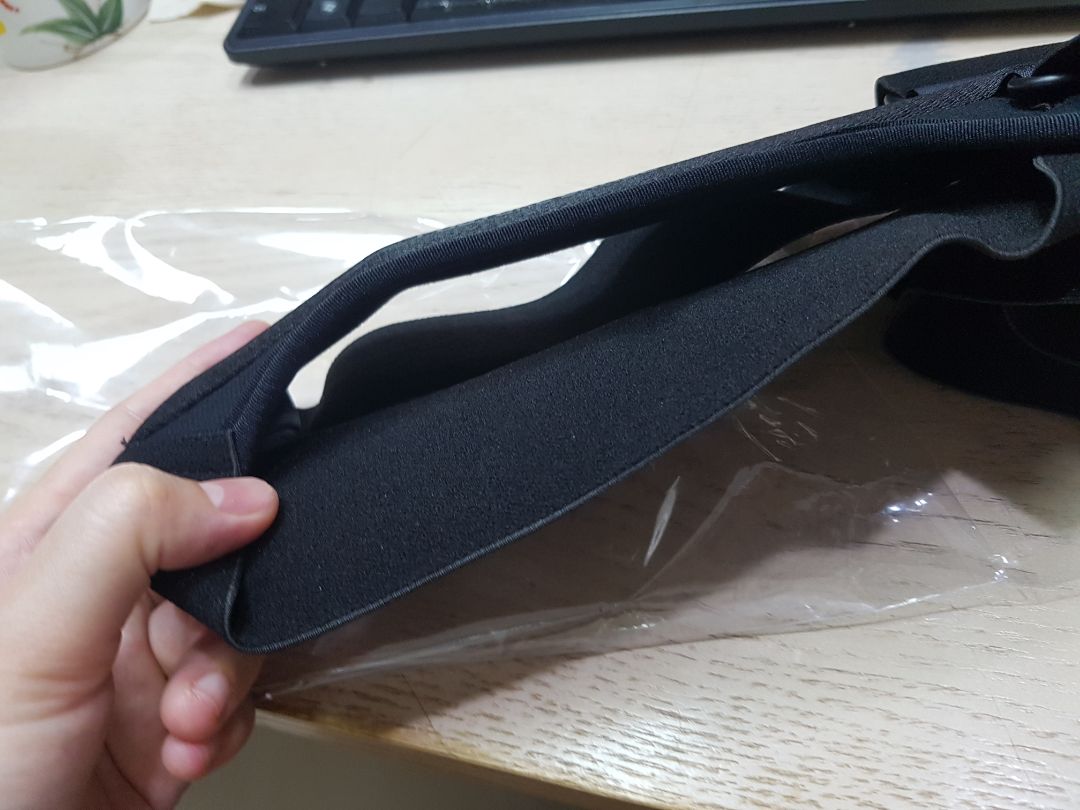 đai lưng khá đẹp. đeo vào khá thoải mái. giữ lưng thẳng tốt. ko bị khó chịu