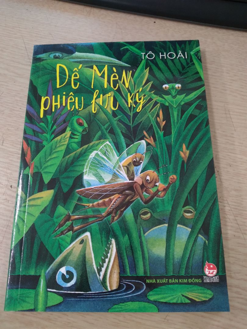 Đặt sách ở Tiki thực sự rất yên tâm luôn. Đóng gói cẩn thận, giao hàng sách. Sách đẹp, nội dung của Dế Mèn phiêu lưu ký thì quá kinh điển rồi nên mk không nói về nội dung nữa. Sách thực sự rất đáng mua, giá cũng rẻ nữa🥰