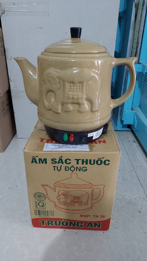 Ấm sắc thuốc đúng như mô tả, sử dụng tiện lợi, an toàn, không lo cháy khét, thuốc nấu xong còn 1 chén, không phải canh như nấu bằng bếp gas, bếp củi