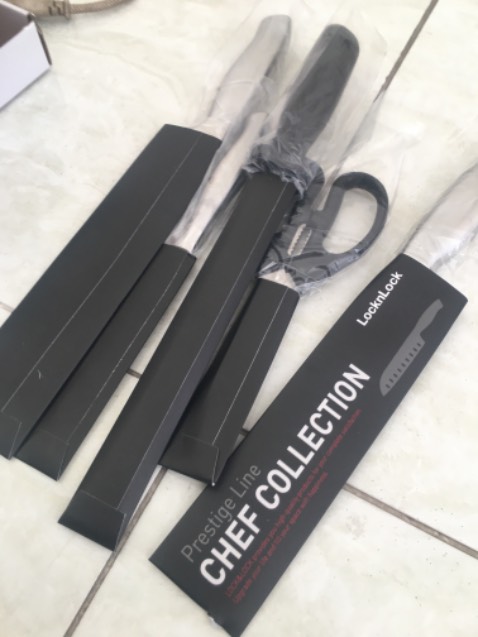 Thiếu dao chặt xương, không biết có dao thêm dao chặt xương không nữa , mua cửa hàng này nhiều rồi lần này thất , vọng nhất , cũng là bài học, buồn