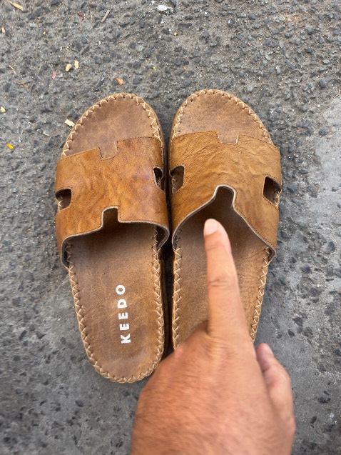 C42: Mình man vào. Chiếc lớn chiếc nhỏ . Ship có hổ trợ đổi lại không