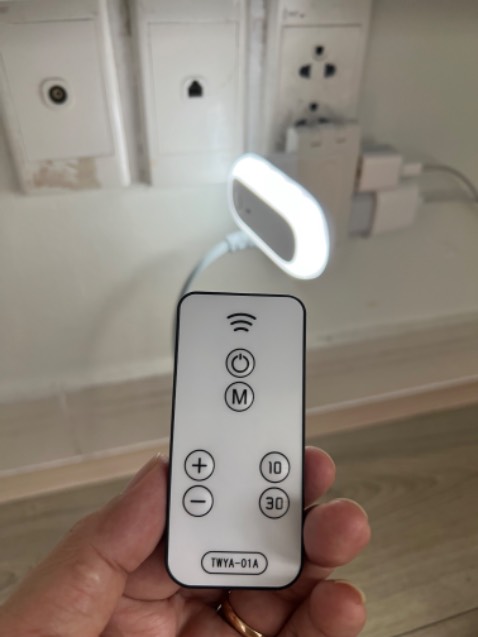 Điều khiển không được! Nhà cung cấp có đổi lại được không?