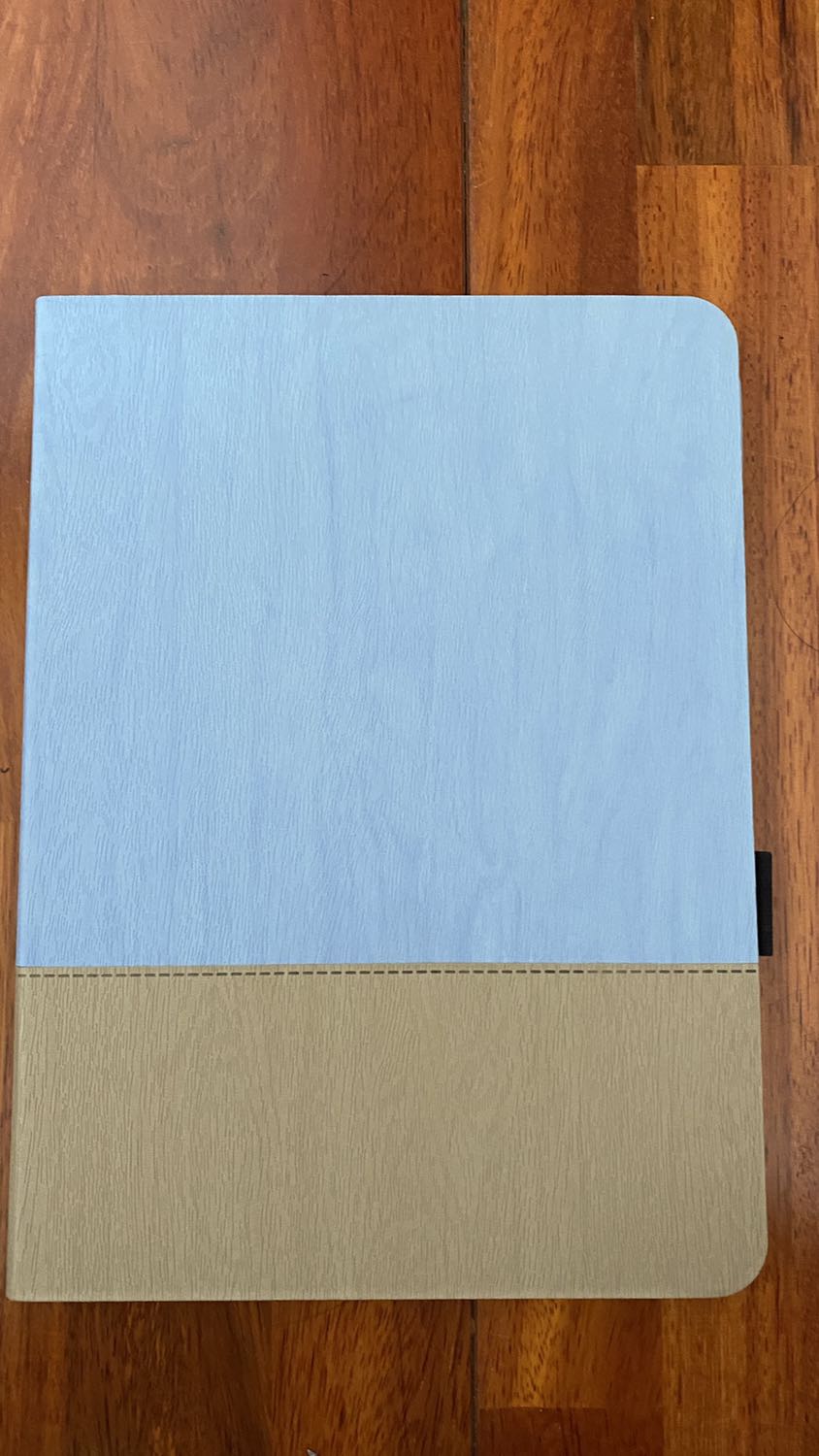 Đã nhận hàng, màu sắc đẹp, vừa vặn với ipad