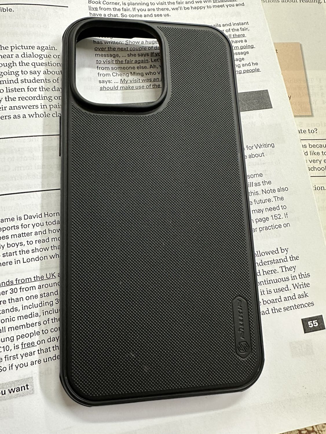 Chính hãng. Tốt. Rất hài lòng. Chính hãng. Tốt. Rất hài lòng.