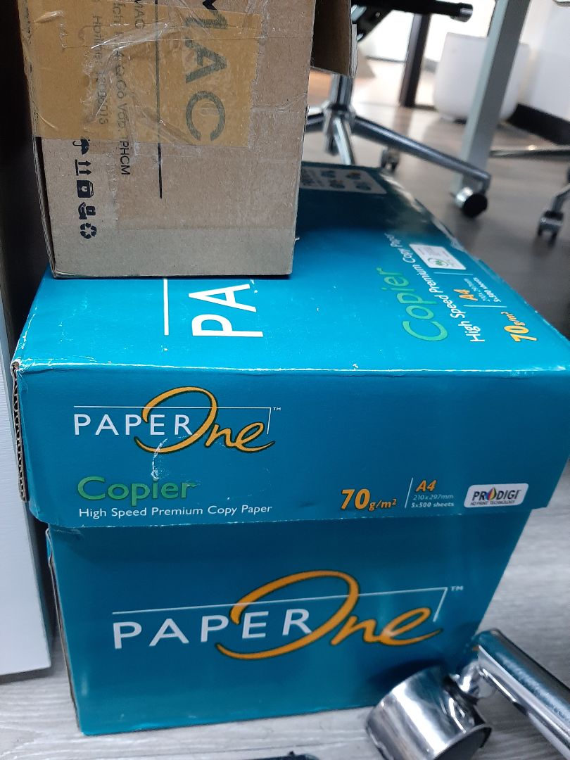 Giao hàng nhanh. Đặt hôm trước hôm sau đã nhận được hàng. Chất lượng giấy tốt