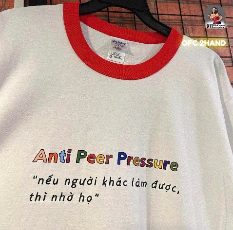 Đọc hơi chán. Được vài câu chuyện là hay như gã cuồng, căn nhà trống, … còn lại nhạt nhạt ấy 🥲