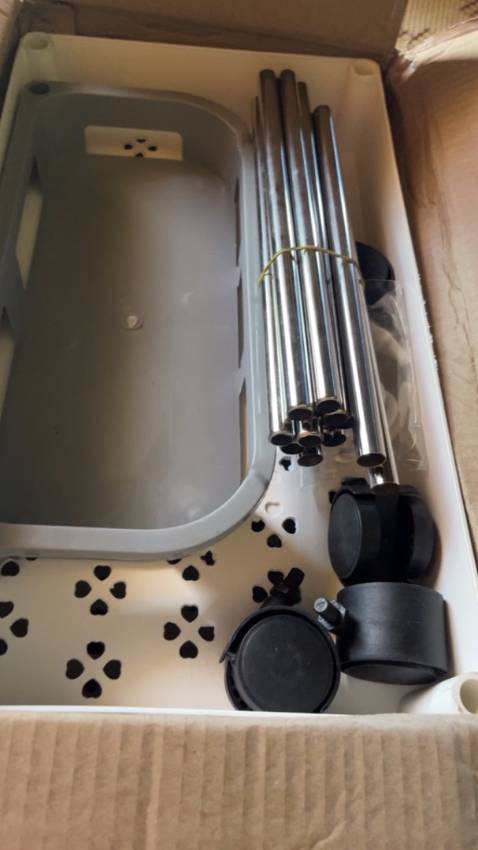 Kệ được gói kĩ k bị hư hại gì nhiều giao lâu nhma cẩn thận mình nhận được 1 bao to cũng hết hồn