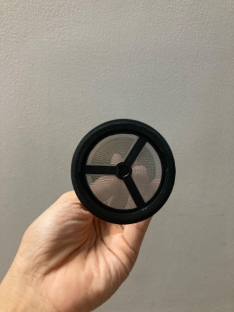 Bình thiết kế đẹp, chắc chắn nhé. Tuy nhiên hơi nhỏ, xài một người thì ok. Mỗi lần dc tối đa khoảng 300ml cf ah.