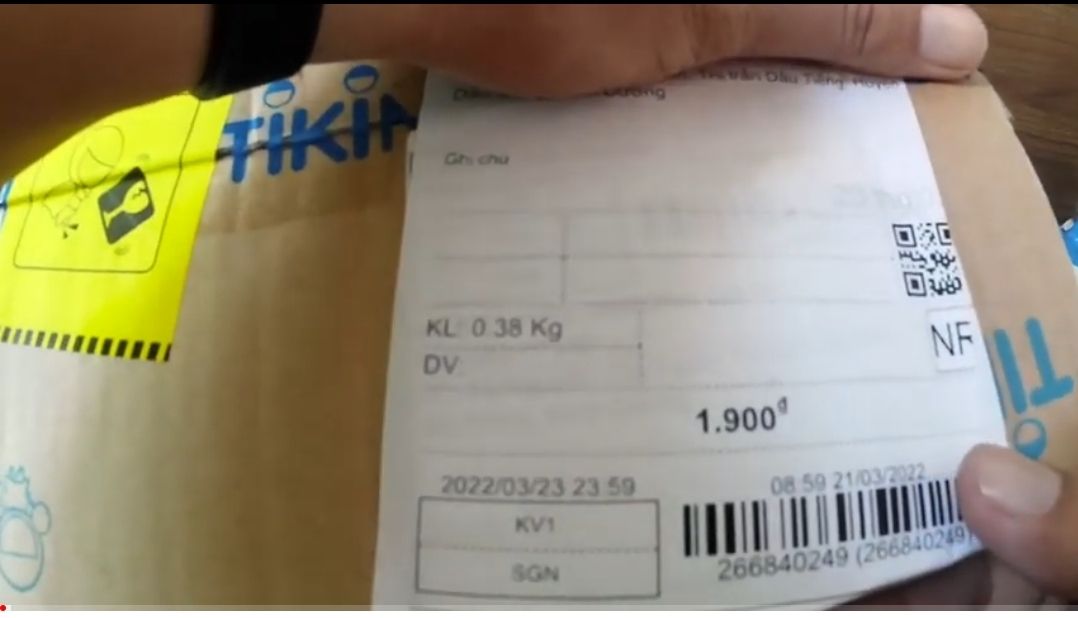 đợt này mình mua được với giá tốt nên 5 sao vì giá tốt và kèm khuyến mãi , nhưng không hiểu tại sao lại bị tách ra thành 2 đơn hàng , nên nhận được thùng nước ngọt rồi phải đợi thêm vài ngày nữa mới nhận được LY GIỮ NHIỆT. Nhưng mình không vội nên vẫn OK , cho 5 sao về giá đợt này mình mua được với giá tốt nên 5 sao vì giá tốt và kèm khuyến mãi , nhưng không hiểu tại sao lại bị tách ra thành 2 đơn hàng , nên nhận được thùng nước ngọt rồi phải đợi thêm vài ngày nữa mới nhận được LY GIỮ NHIỆT. Nhưng mình không vội nên vẫn OK , cho 5 sao về giá