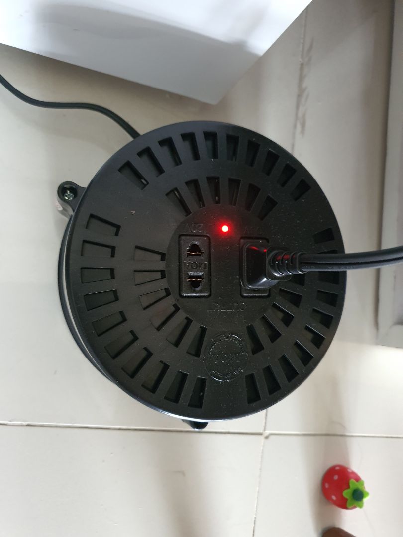 máy hạ thế. đầu ra 100v và 120v. dùng cho máy móc nội địa Nhật. xài thấy ok