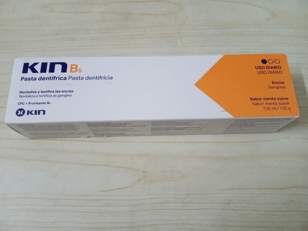 Mình đã mua 2 sản phẩm kem đánh răng Kin b5 và  Ortho Kin, cảm nhận đầu tiên là bao bì đẹp, sản phẩm chất lượng, có mùi thơm dễ chịu. Đánh răng rất sạch.