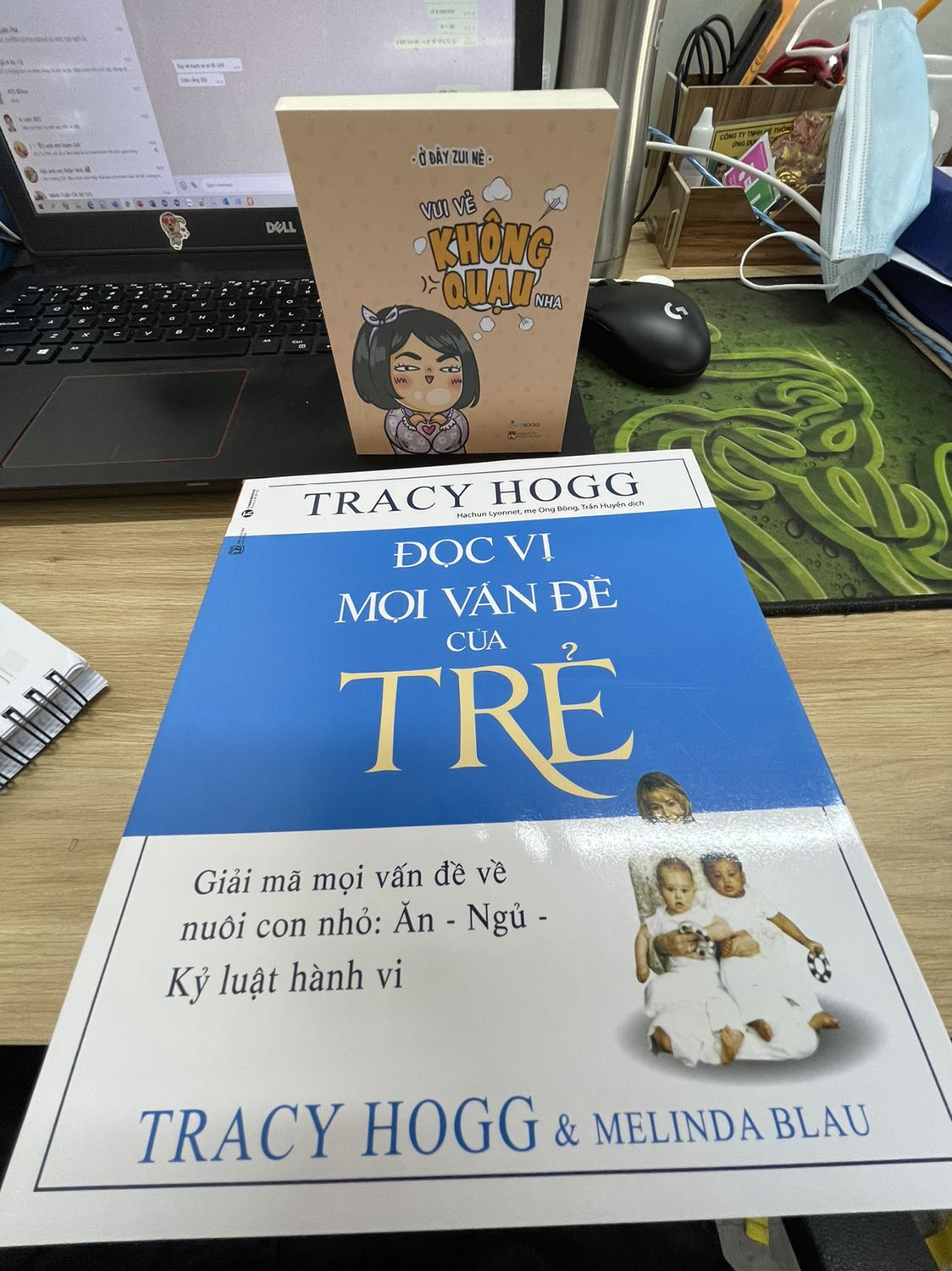 Tiki báo giao trước 16h thì 15h53 có ng gọi hỏi “Anh ơi 16h10 a có ở … (địa chỉ giao hàng) k?” Thế là tự nhiên báo thấy trên app là giao hàng thành công. Đến 16h9 thì có ng gọi giao hàng- nếu 16h10 mà k có ở đấy nhận hàng là shipper báo delay ngay đấy. Lưu ý mình ở HN vùng k ảnh hưởng giao hàng bởi dịch nhé. Dịch vụ giao hàng của TIKI càng ngày càng kém. Ngày trước tiki now luôn giao đúng hẹn k có trò lươn lẹo như thế này đâu. Gần đây mua tiki toàn gặp trải nghiệm tồi.
Về chất lượng sách thì tốt sạch sẽ k 1 vết cong gấp giấy nhé Tiki báo giao trước 16h thì 15h53 có ng gọi hỏi “Anh ơi 16h10 a có ở … (địa chỉ giao hàng) k?” Thế là tự nhiên báo thấy trên app là giao hàng thành công. Đến 16h9 thì có ng gọi giao hàng- nếu 16h10 mà k có ở đấy nhận hàng là shipper báo delay ngay đấy. Lưu ý mình ở HN vùng k ảnh hưởng giao hàng bởi dịch nhé. Dịch vụ giao hàng của TIKI càng ngày càng kém. Ngày trước tiki now luôn giao đúng hẹn k có trò lươn lẹo như thế này đâu. Gần đây mua tiki toàn gặp trải nghiệm tồi.
Về chất lượng sách thì tốt sạch sẽ k 1 vết cong gấp giấy nhé