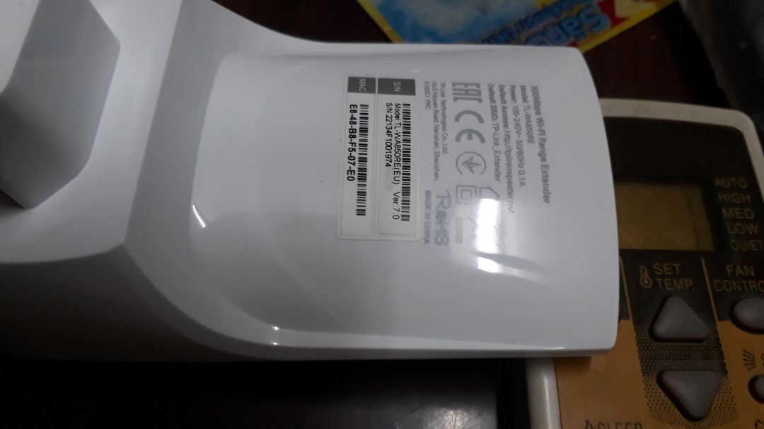 hôm nay nhận bộ tăng sóng wifi . Hàng được đóng gói cẩn thận. Tuy nhiên sử dụng thấy khó quá. theo hướng dẫn sử dụng kết nối với máy tính như hướng dẫn sử dụng dùng ethenet. Nhưng sau khi điền vào và bật lên thì ra bảng mật khẩu và không vào được. nhờ nhà cung cấp tư vấn để dùng được.