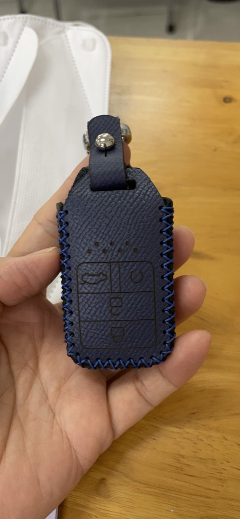 Chưa biết độ bền sao nhưng nhìn bề ngoài xịn xò