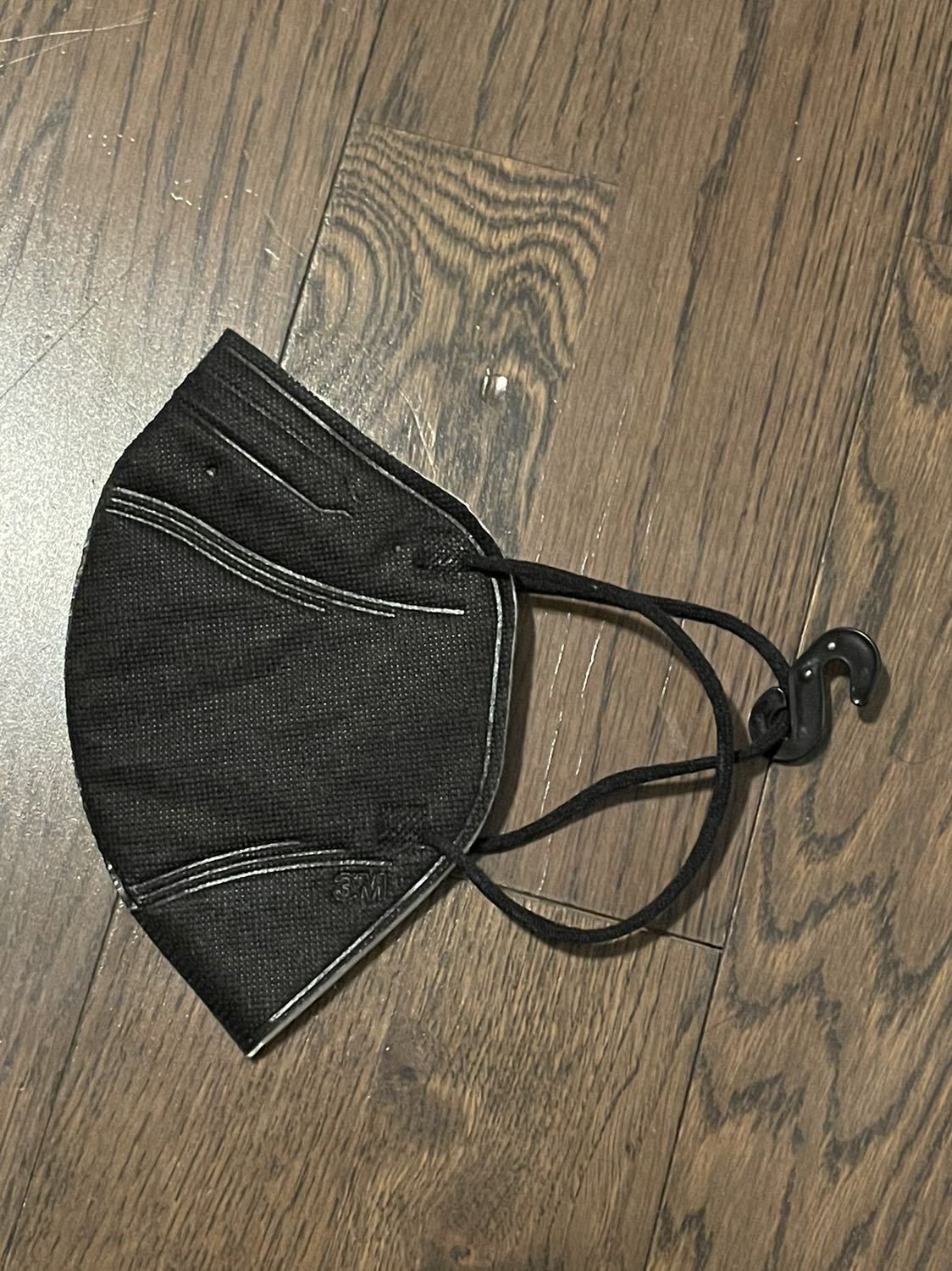 Trước khi tôi mua sản phẩm khẩu trang 3M này, tôi rất phân vân, đắn đo suy nghĩ vì giá của sản phầm này đắt hơn rất nhiều so với nhiều sản phẩm khác trên thị trường. Tuy nhiên, sau khi tôi đã quyết định mua và nhận được sản phẩm này thì tôi vô cùng hài lòng. 

Sản phầm này vượt rất xa nhiều sản phẩm khác trên thị trường cả về hình thức lẫn chất lượng!

5 sao!