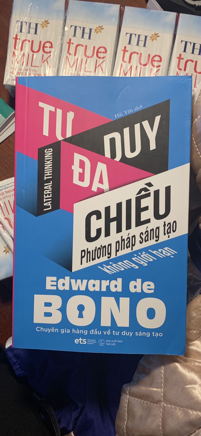 Sách hay giao hàng hợp lý chất lượng tuyệt vời dịch như thế này nữa được cuốn sách hay như thế này mà đọc còn gì bằng
