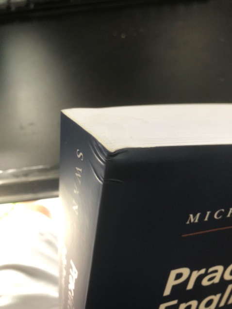 Chất lượng sách kém từ FahaSa, không bao giờ mua ở đây 1 lần nữa!!! 1 cuốn sách gần 400k đã k còn seal mà còn bị cong.

Kém!

Về nội dung sách từ tác giả thì k gì bàn cãi.