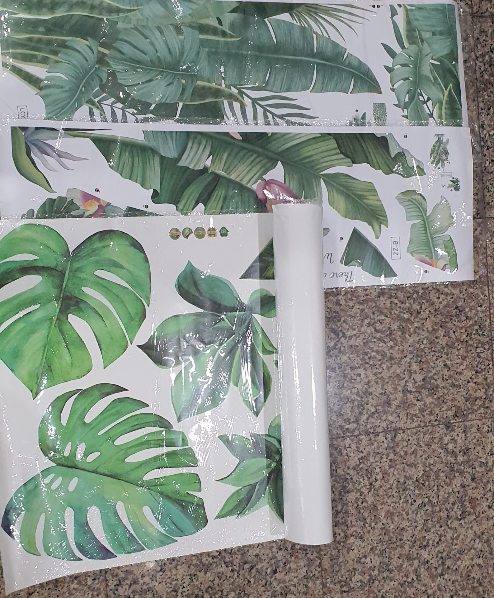 hình minh họa nguyên miếng mà thực tế chia làm 3 phần, dán canh mép cực mà vẫn không khớp